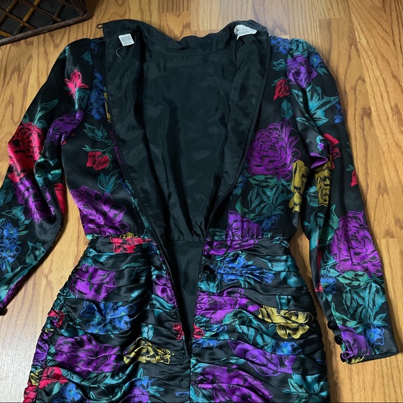 Vintage 80s Albert Nipon Silk Dress  Garfinckel’s - Picture 11 of 13